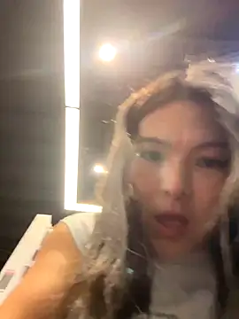 Ninazhang online show from October 24, 1:59 am