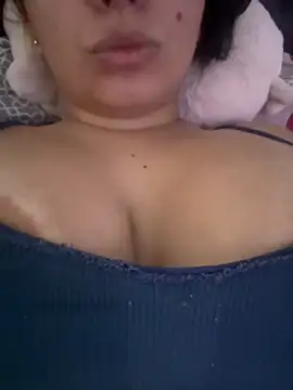 Azahara Arabic online show from February 4, 3:18 pm