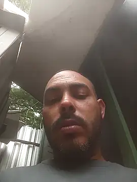 jfgustavo001 online show from March 11, 2:22 pm