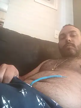 jfgustavo001 online show from April 20, 4:08 pm