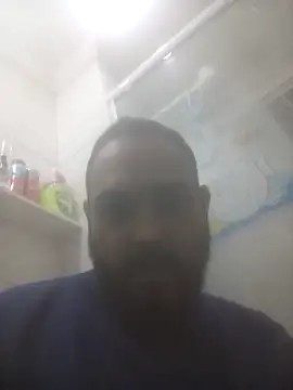 Snapshot of jfgustavo001 chatting on June 1, 9:03 pm jfgustavo001 online show from June 1, 9:03 pm