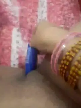 Snapshot of hotnaughty-bhavi chatting on December 16, 6:28 am hotnaughty-bhavi online show from December 16, 6:28 am