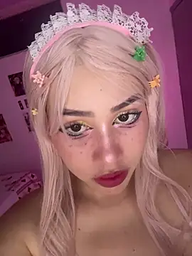 Snapshot of 18_salo chatting on February 22, 4:26 am 18 salo online show from February 22, 4:26 am