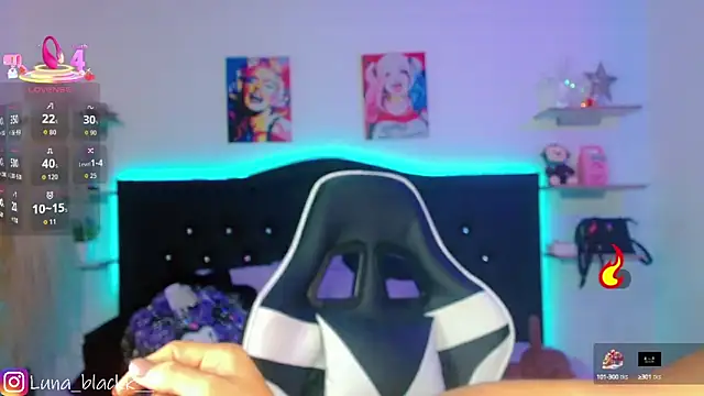 Snapshot of Luna_blackk chatting on October 3, 9:05 pm Luna blackk online show from October 3, 9:05 pm