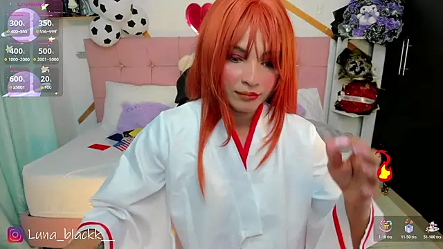 Snapshot of Luna_blackk chatting on July 3, 9:10 pm Luna blackk online show from July 3, 9:10 pm