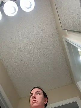 sweetsirenn online show from April 17, 1:36 pm