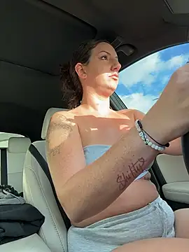 sweetsirenn online show from December 17, 1:05 pm