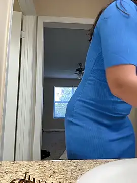 sweetsirenn online show from March 5, 2:46 pm