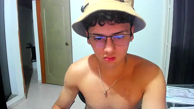 jacobs shelby online show from November 11, 1:00 am