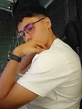 jacobs shelby online show from November 18, 3:26 pm