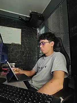 jacobs shelby online show from February 26, 8:42 pm