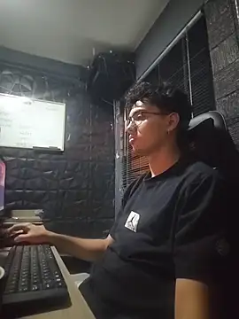 jacobs shelby online show from February 19, 12:29 am