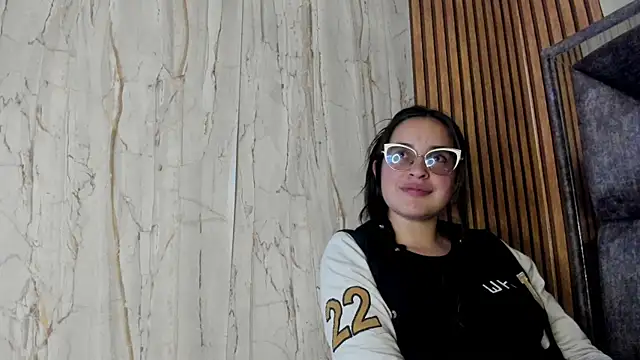 Cherry  Hot online show from November 26, 5:40 am