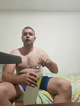 saladinbakiz online show from June 26, 8:03 pm