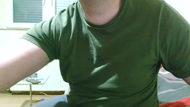 Snapshot of saladinbakiz chatting on February 24, 12:06 pm saladinbakiz online show from February 24, 12:06 pm