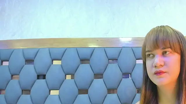 juliette pretty  online show from December 20, 7:39 pm