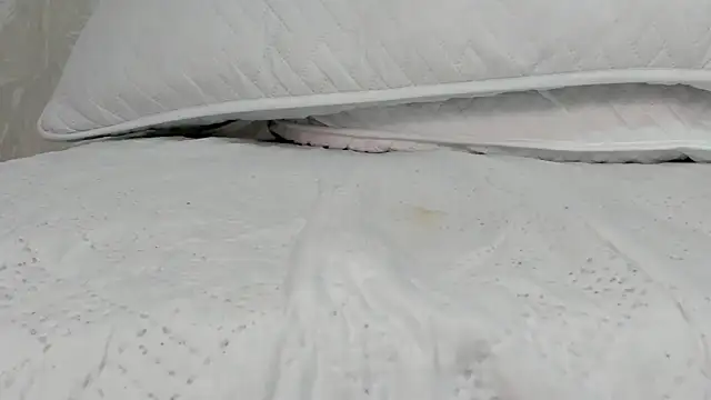 juliette pretty  online show from February 15, 7:02 pm