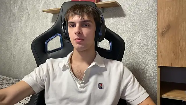 elliot scott online show from October 7, 2:23 am