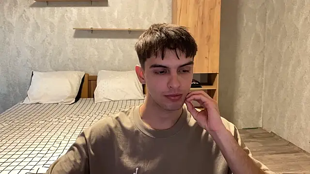 elliot scott online show from September 9, 12:25 pm