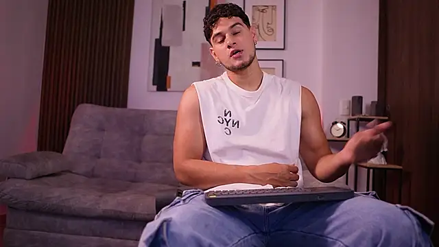 DaviesBrown online show from January 18, 8:45 pm