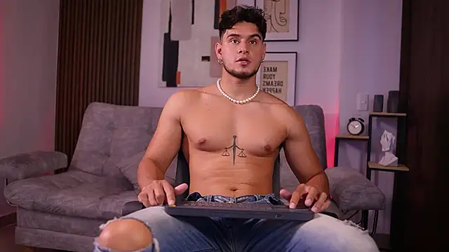 DaviesBrown online show from November 1, 8:36 pm