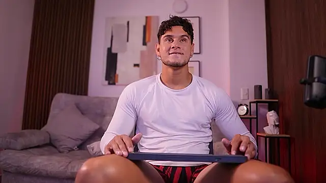 DaviesBrown online show from February 10, 8:41 pm