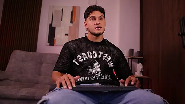 DaviesBrown online show from January 13, 9:30 pm