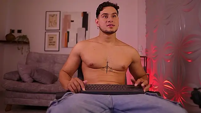 DaviesBrown online show from March 14, 9:10 pm