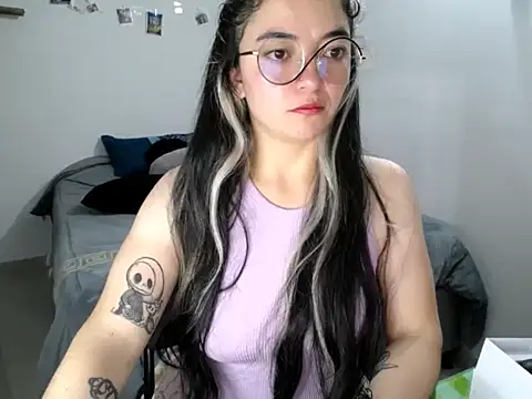 Snapshot of Came-II chatting on October 31, 10:34 am Came-II online show from October 31, 10:34 am