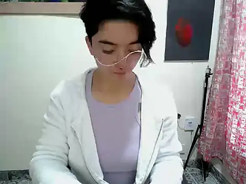 Snapshot of Came-II chatting on June 16, 11:43 am Came-II online show from June 16, 11:43 am