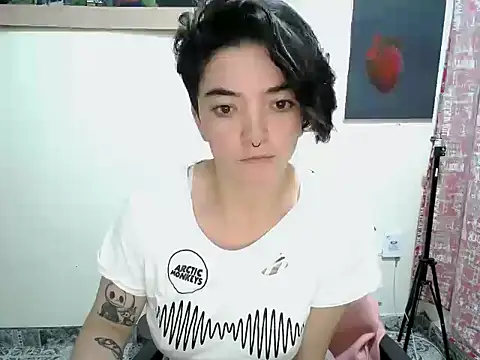 Snapshot of Came-II chatting on June 23, 8:01 am Came-II online show from June 23, 8:01 am