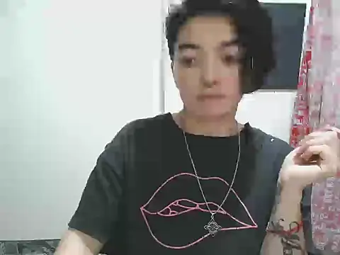 Snapshot of Came-II chatting on June 11, 7:49 am Came-II online show from June 11, 7:49 am
