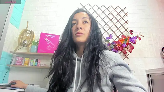 Snapshot of SALOME_KORLAND chatting on June 17, 3:44 pm SALOME KORLAND online show from June 17, 3:44 pm