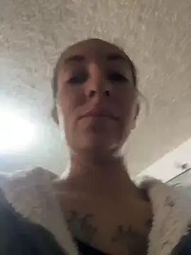 SALOME KORLAND online show from November 8, 1:36 pm