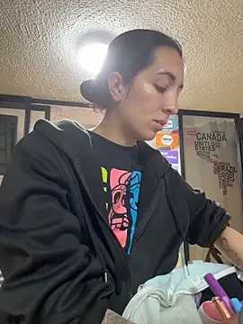 SALOME KORLAND online show from March 6, 7:20 pm