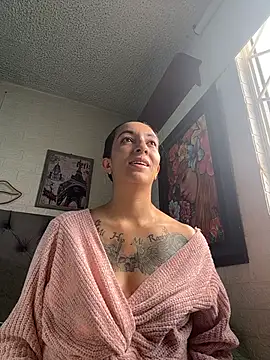 SALOME KORLAND online show from March 15, 1:29 pm