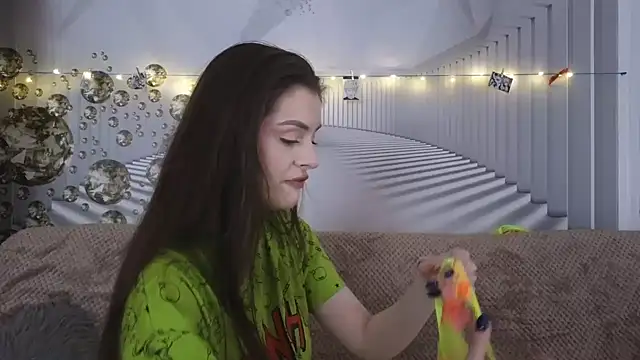 EvoletteLouLou online show from November 4, 3:38 pm