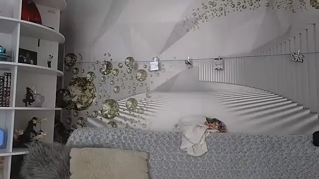 EvoletteLouLou online show from September 27, 12:55 pm