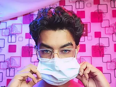 ChiseledCharm online show from October 31, 6:15 pm