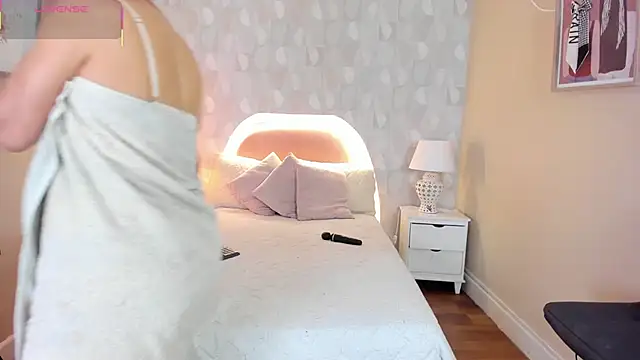 Snapshot of isabella_milf_ chatting on November 19, 7:03 pm isabella milf online show from November 19, 7:03 pm