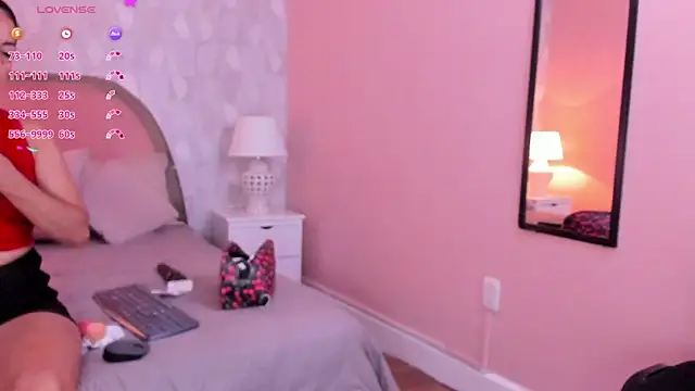 Snapshot of isabella_milf_ chatting on May 8, 7:06 pm isabella milf online show from May 8, 7:06 pm