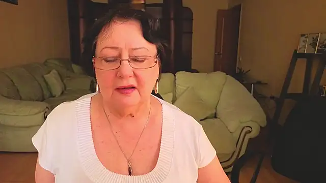 Margo Moll online show from February 2, 9:19 am