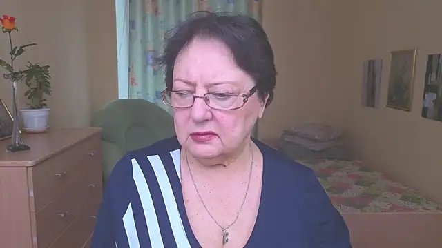 Margo Moll online show from December 21, 8:38 am