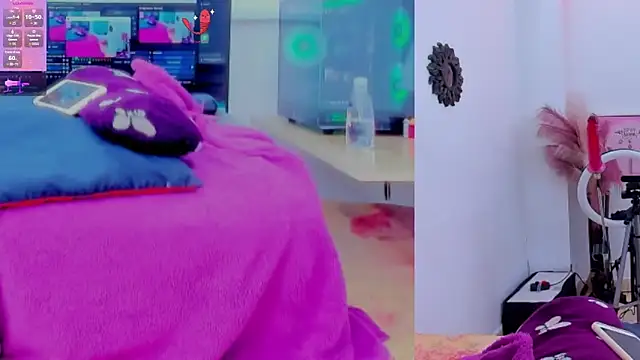 Athena Jackson  online show from November 28, 2:12 am