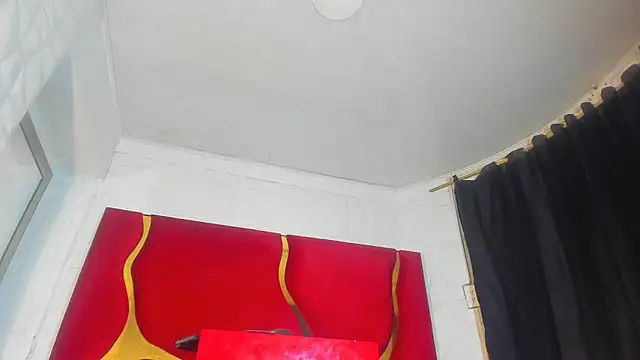 chaniesmith69x online show from May 5, 4:48 am