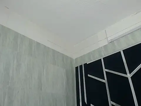 Snapshot of chaniesmith69x chatting on September 15, 4:35 am chaniesmith69x online show from September 15, 4:35 am
