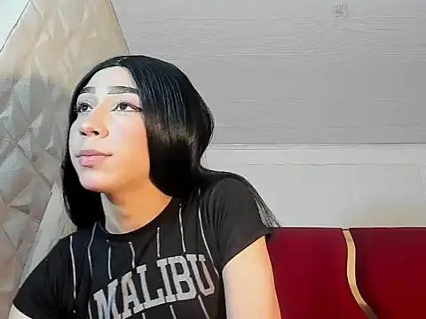 chaniesmith69x online show from December 2, 5:31 am