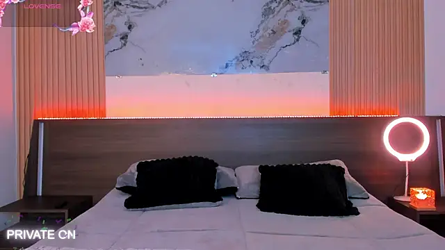 samanthaa moon online show from March 25, 11:25 pm