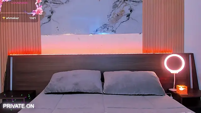 samanthaa moon online show from April 10, 12:17 am