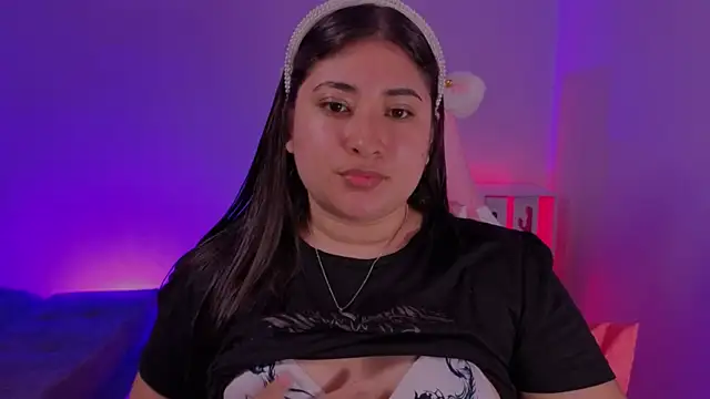 Gaby  Howards online show from March 30, 7:04 pm